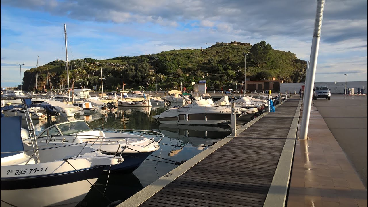 LLANCA  DANS LA PROVINCE DE GERONE AU NORD DE LA COSTA BRAVA