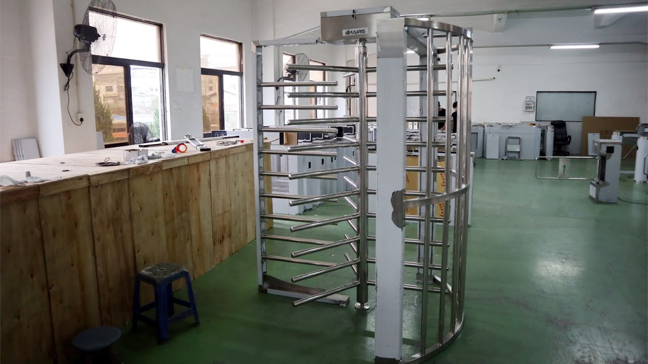 One way manual full height turnstile - Mairsturnstile.com