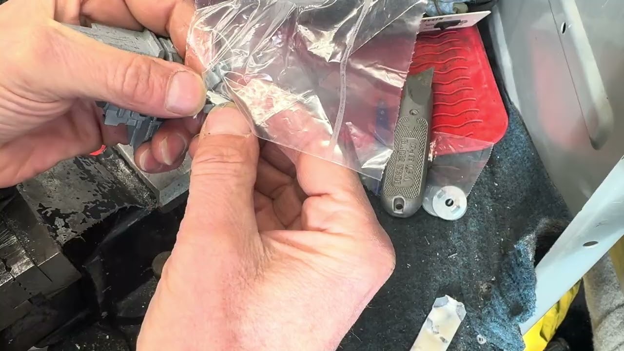 466 ford door lock set to customer key