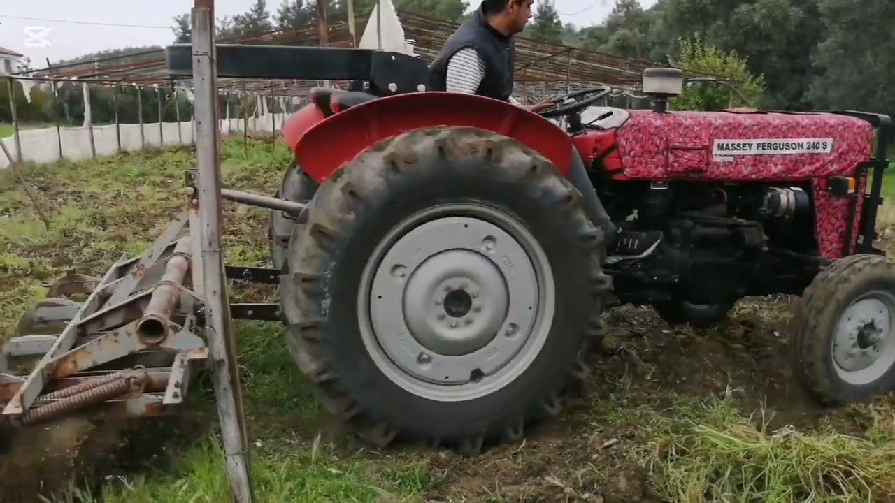 Massey ferguson 240 S