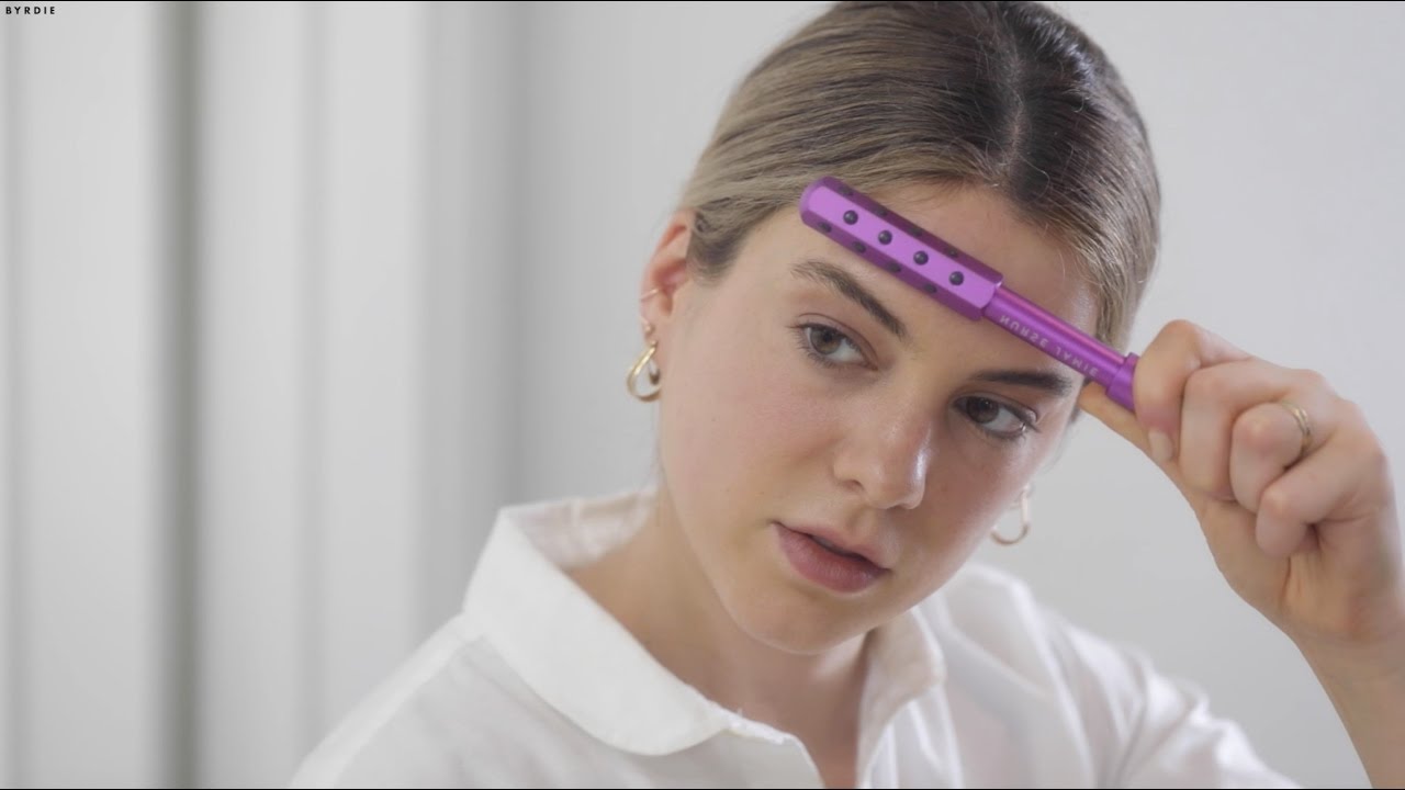 Как использовать роликовый массажер Nurse Jamie Uplift Roller