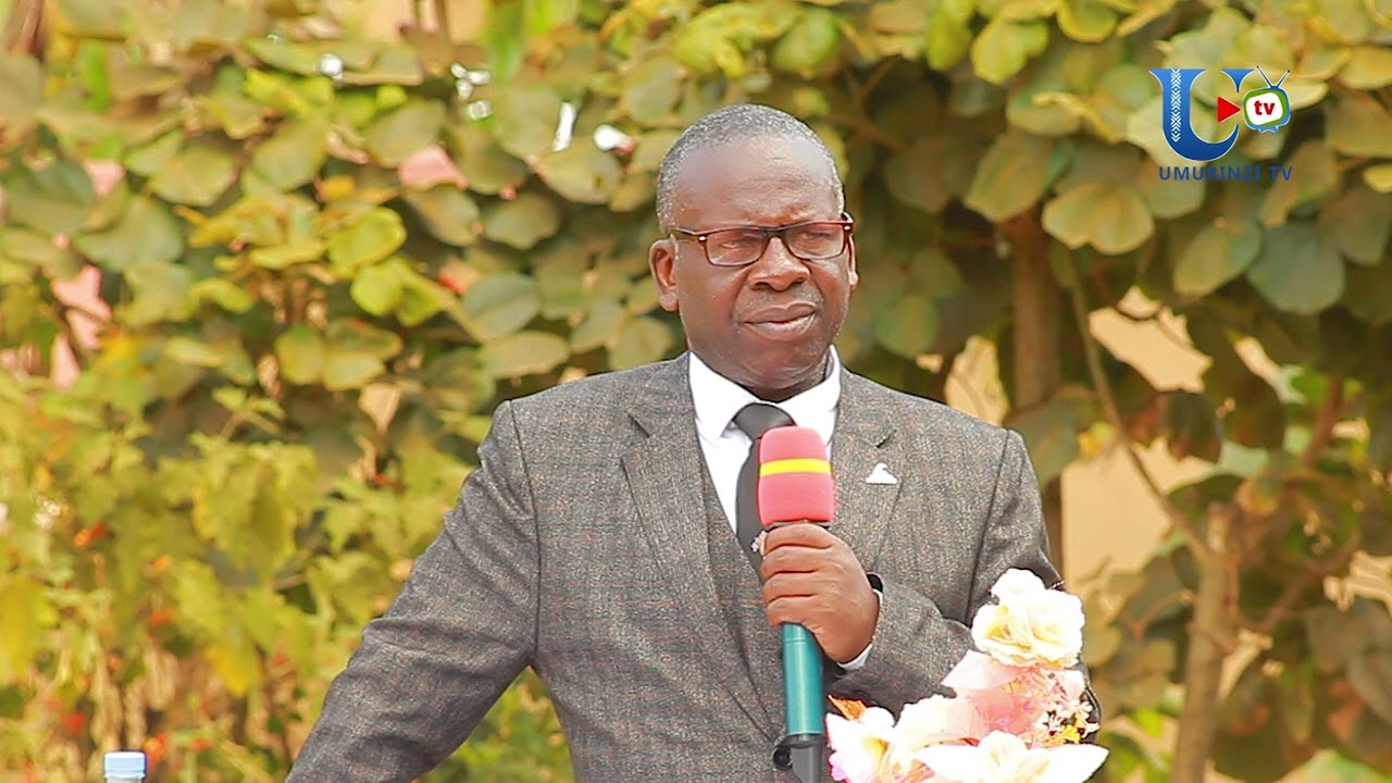 GUTANGA IBIRUNDO: Ntimuzabare ahubwo muzaterure, ubaranye n'Imana yagutsinda. BARARENDEZA Augutsin
