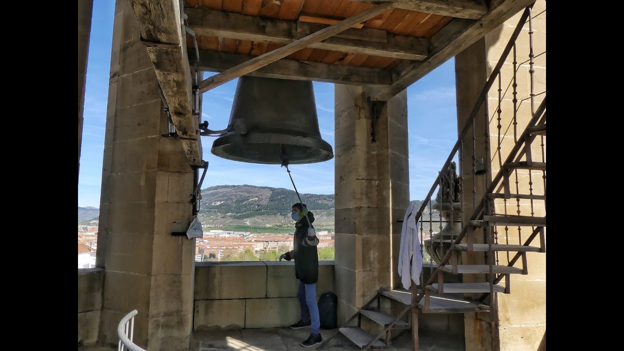 Domingo de ramos, catedral de Pamplona (torre norte)