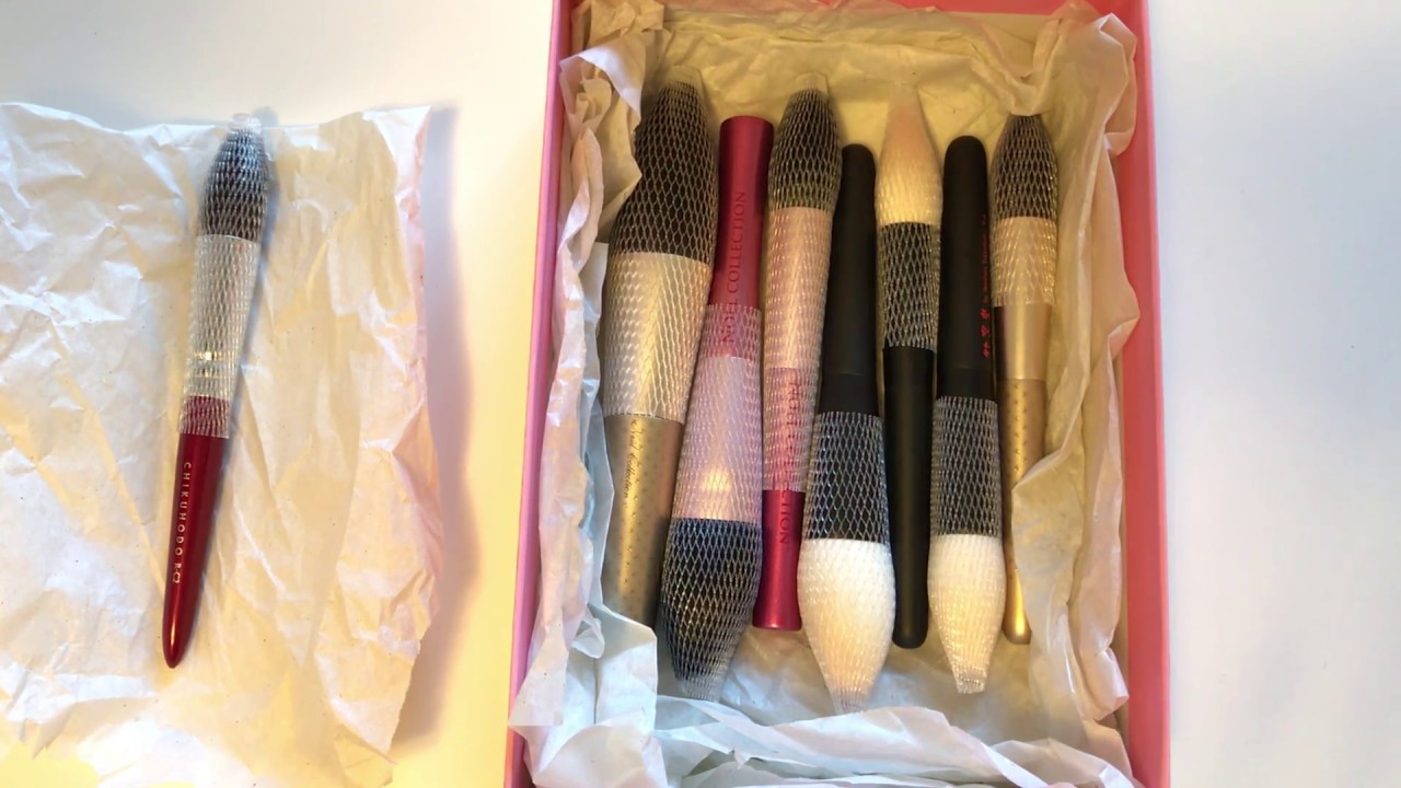 Makeup Brush Storage
