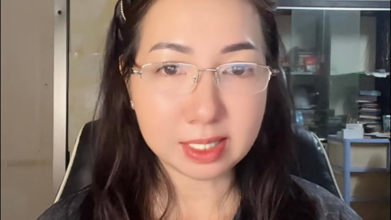 Bé Ve trồi đầu lên “đòi” bàn thờ. Ruột thịt muốn thờ cúng sao không lập bàn thờ mà đi cúng ké osin