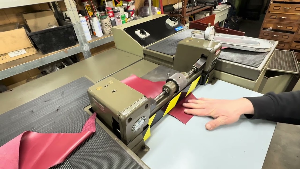 Fortuna AV320 Dwojarka maszyna do dzielenia skóry Leather Splitting machine Lederspaltmaschine 