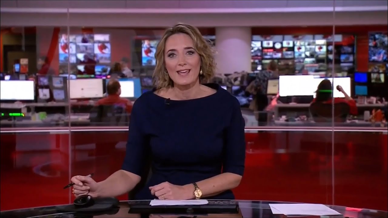 BBC News (with Lucy Hockings) and World Business Report : Merge Transition 11GMT - 6 March 2023