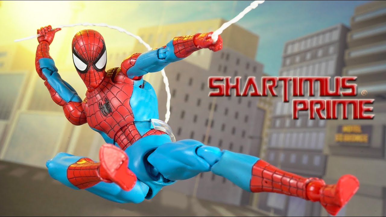 Обзор фигурки MAFEX Spider-Man Classic Costume No. 185 Medicom Toy Comics