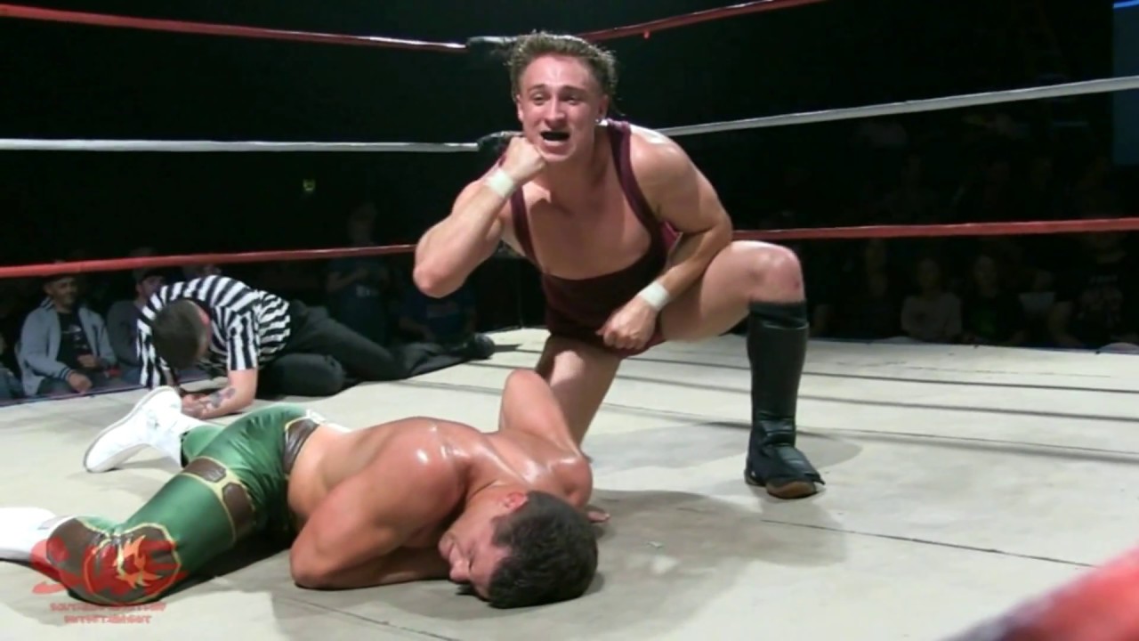 Pete Dunne kicks Cody Rhodes in the balls