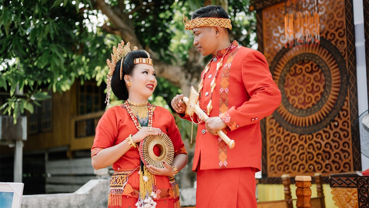 PERNIKAHAN NOVI & BIBI ADAT TORAJA DI NOLING - LUWU part 3