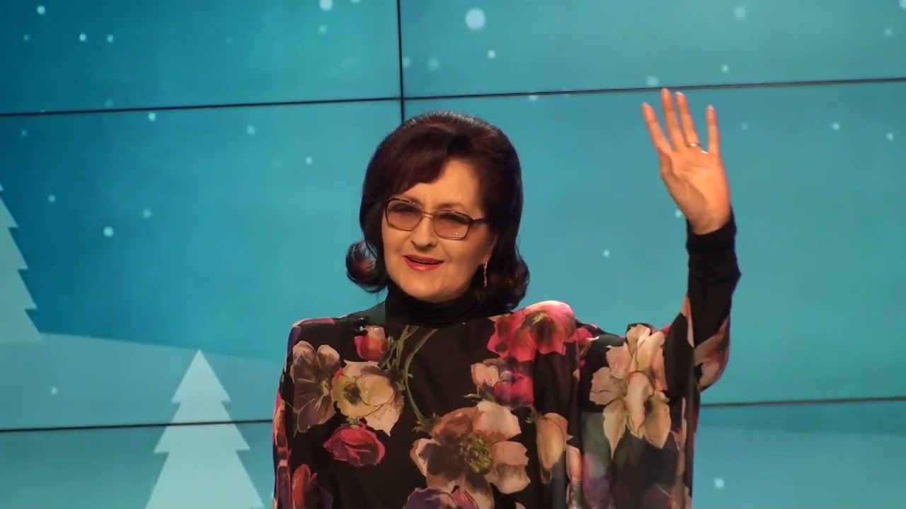 Felicitare  in ajun de Craciun de la Olga Ciolacu pentru toti admiratorii sai