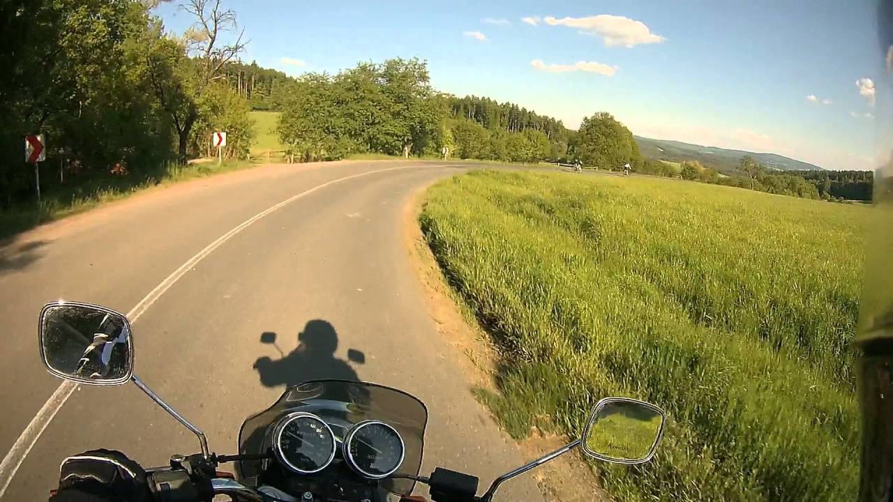 Kawasaki Zephyr 550 ride to castle