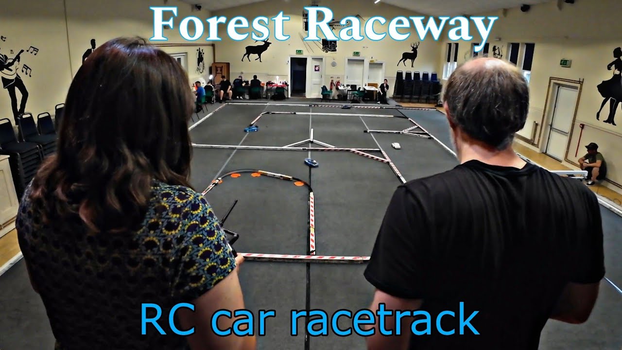 RC cars racing at Cinderford - Rover P4 - Forest Raceway