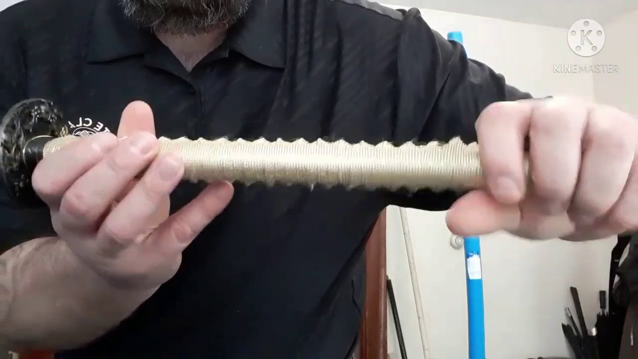 Ryujin O-Katana and Dragon King Tatsumaki close up looks and cutting.