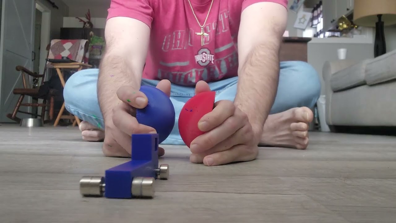 MAGNET POWERED DUALLY TRUCK