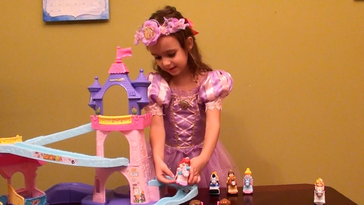 Disney Princesses - Fisher Price Little People Disney Princess Klip Klop Stable