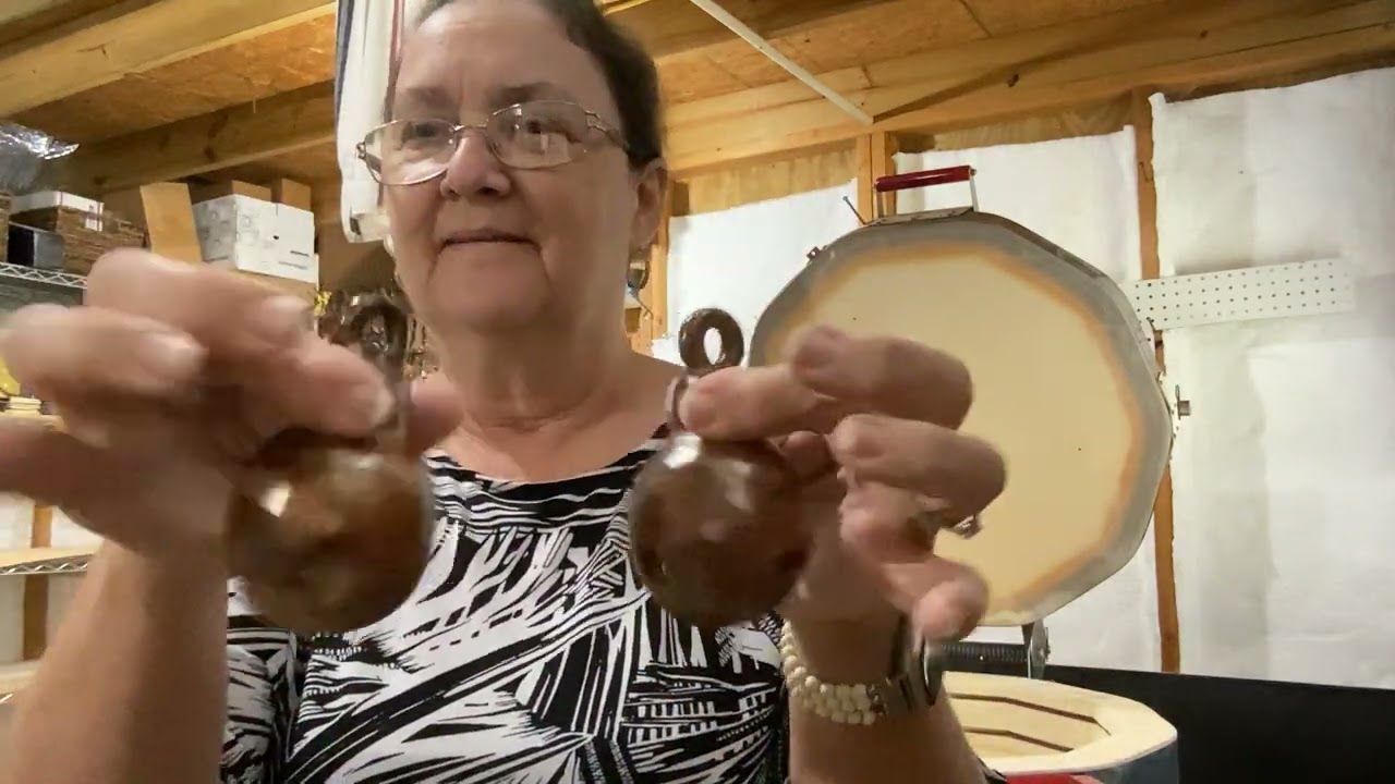 Dianna’s Mud Shop: glaze kiln opening: jingle bells/ Nativity lace platters 10/2/24
