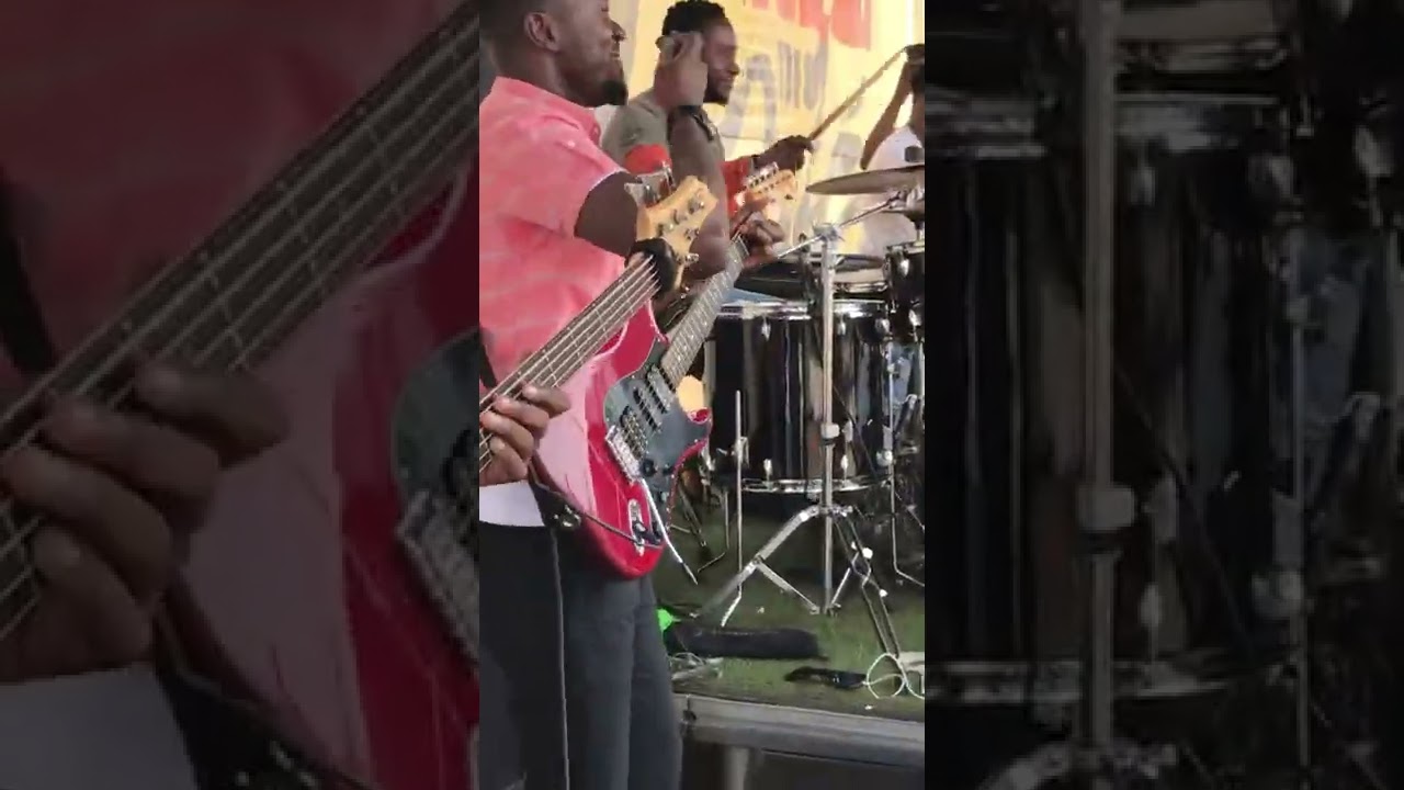 Concert de Dena Mwanakitata avec les instrumentistes à Kinshasa 2022 news