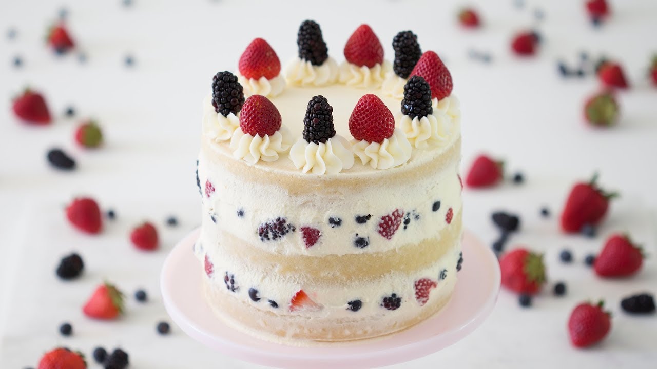 How to Make A Berry Cake