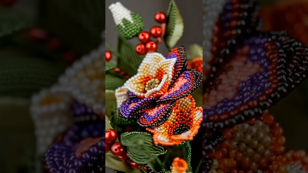 Цветы  из бисера  #цветыизбисера #чтосплестиизбисера #diyкопилкарукоделия #flowers #diy