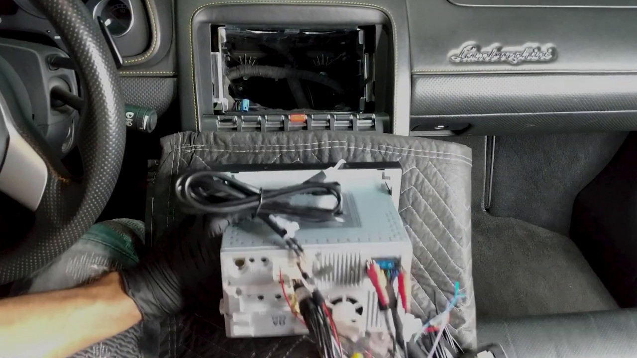 Lamborghini Gallardo - Multimedia Installation For Dummies