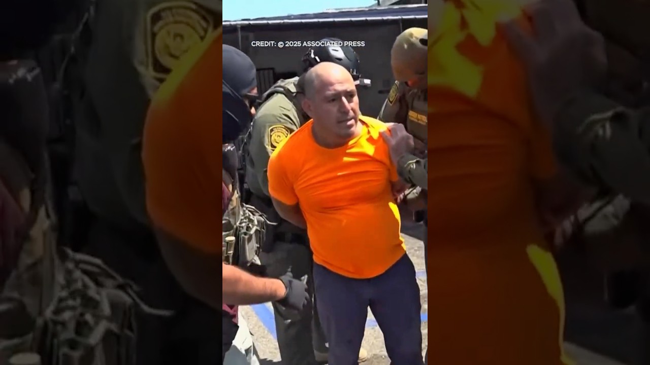 US Deports 120 Iranians in Major Crackdown
