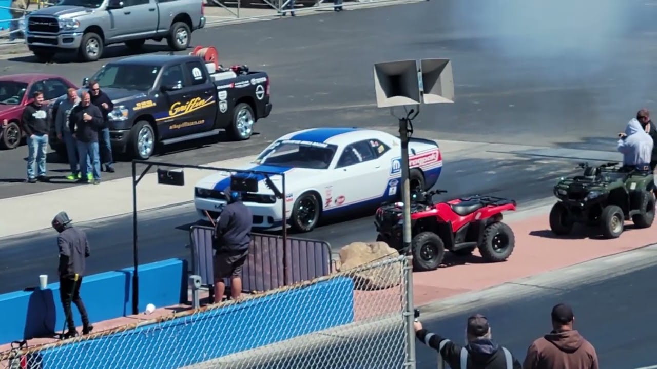 Challenger DragPack 1300 л.с., 1/4 мили