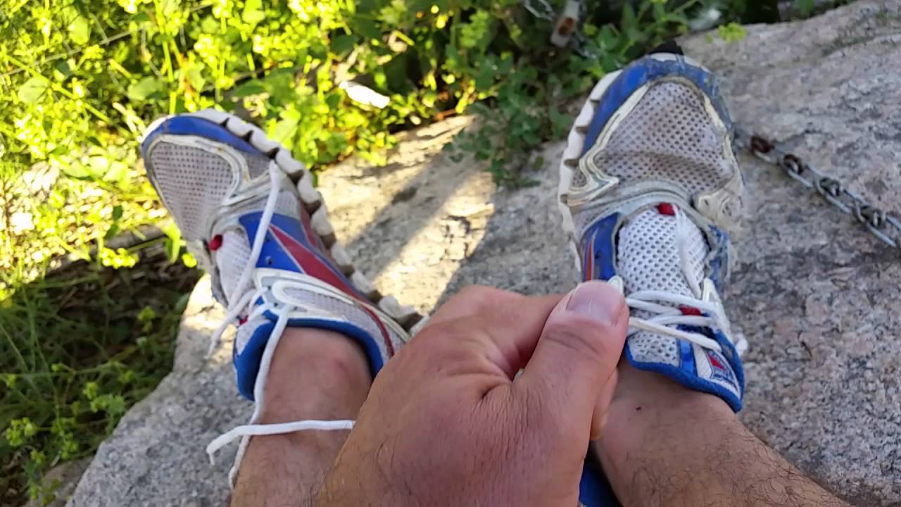 Trash Reebok Zigtechs, Yanking Out The Laces!