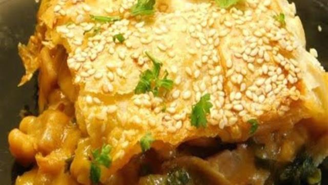sausage and baked bean pie  | sausage recipes for dinner | Aussie girl can cook