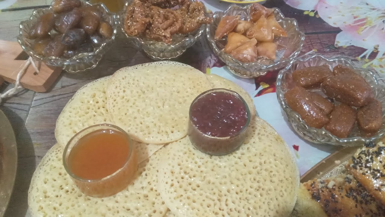 يوم شاركت معكوم طريقتي في البسبوسة بطريقة بسيطة وبغرير دايزو لكلام ....