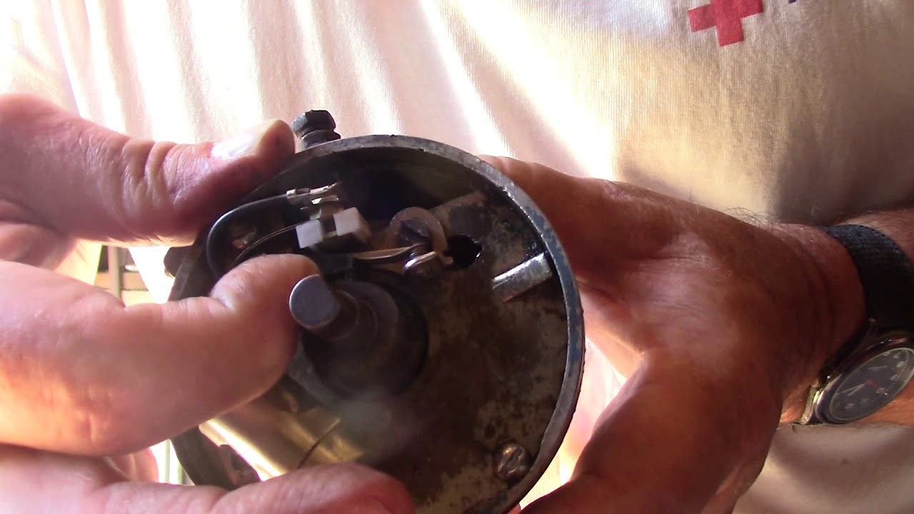 Ford 2000 Part VI - Distributor basics