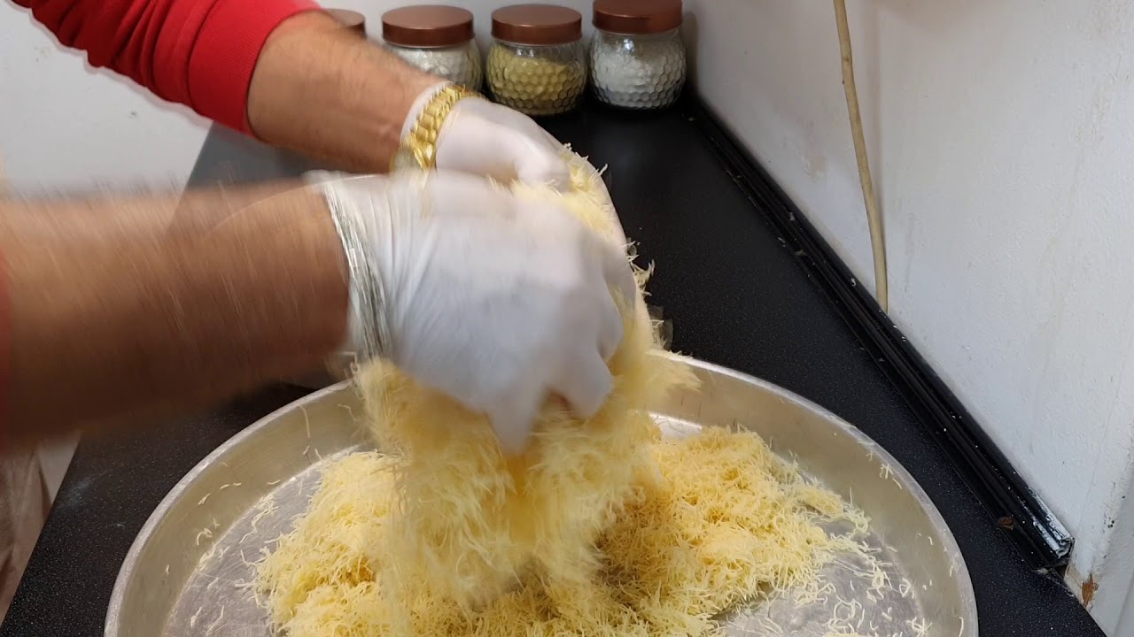 طريقة عمل الكنافة بالقشطة