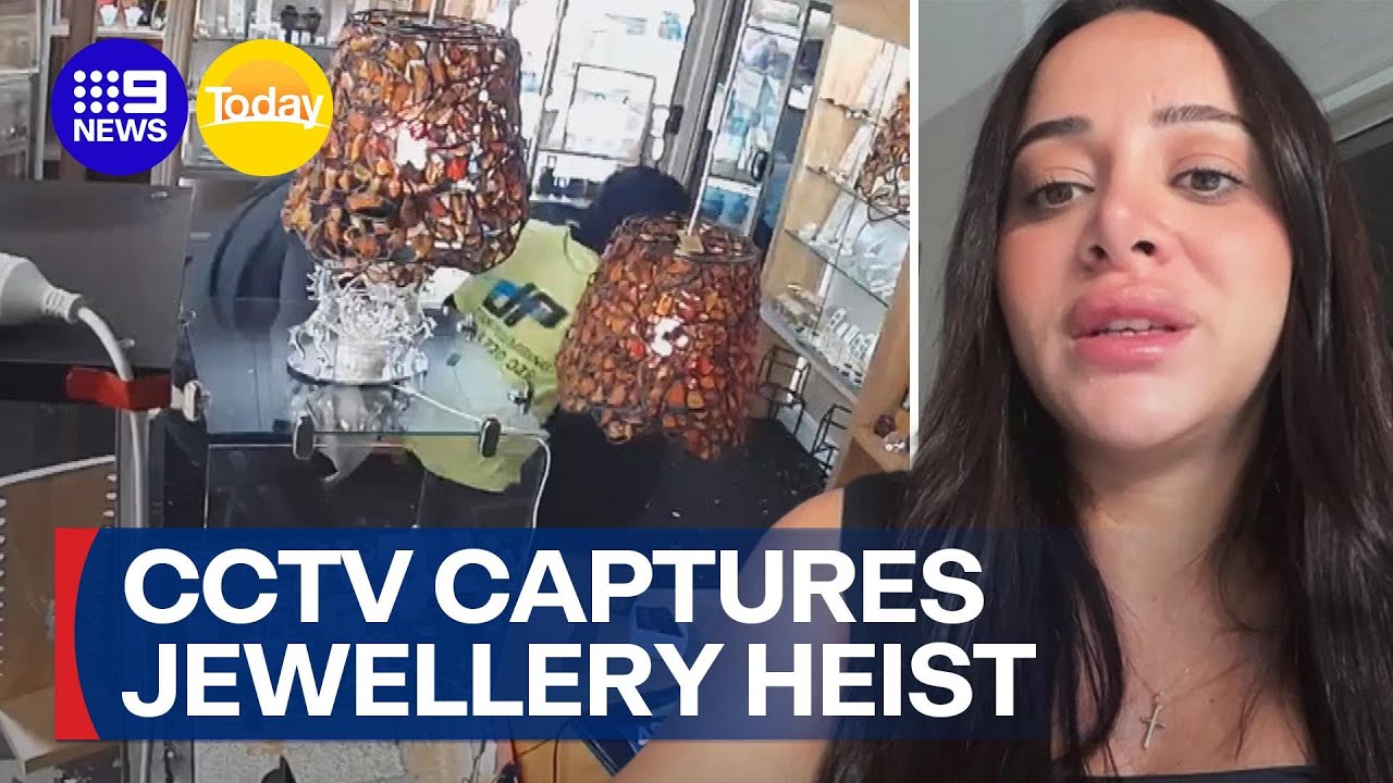 CCTV captures thugs hitting shopkeeper with a hammer during jewellery heist | 9 News Australia