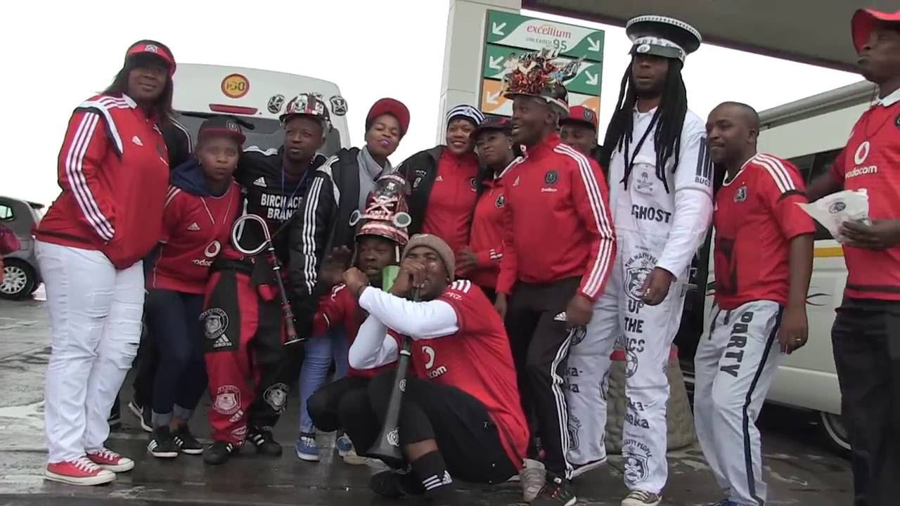Orlando Pirates Fans Chanting in the rain also sang about  the late Senzo Meyiwa