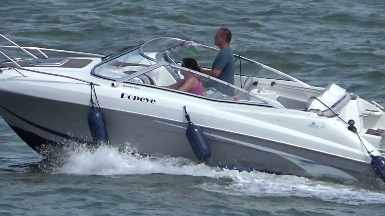 Sony HDR-CX450 zoom test Sample Video @ Belgium coast