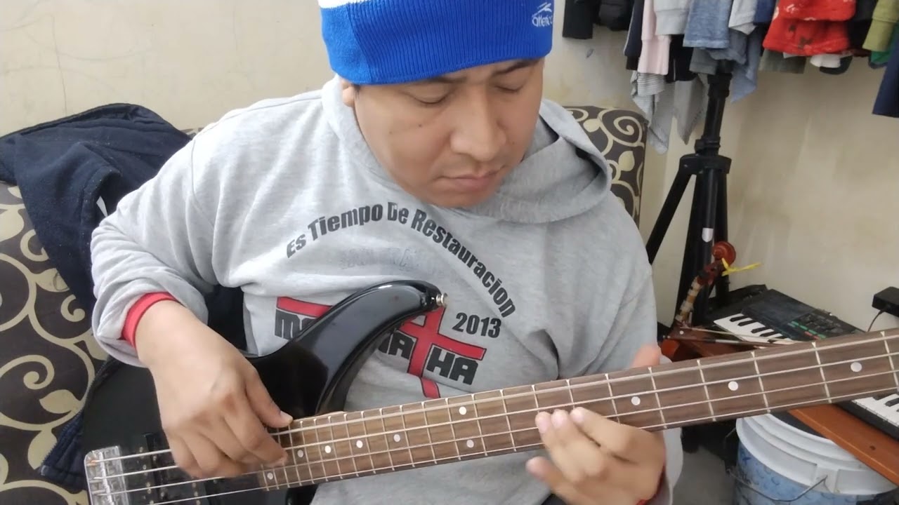 cómo tocar cumbia ilusión 98 en bajo electrico