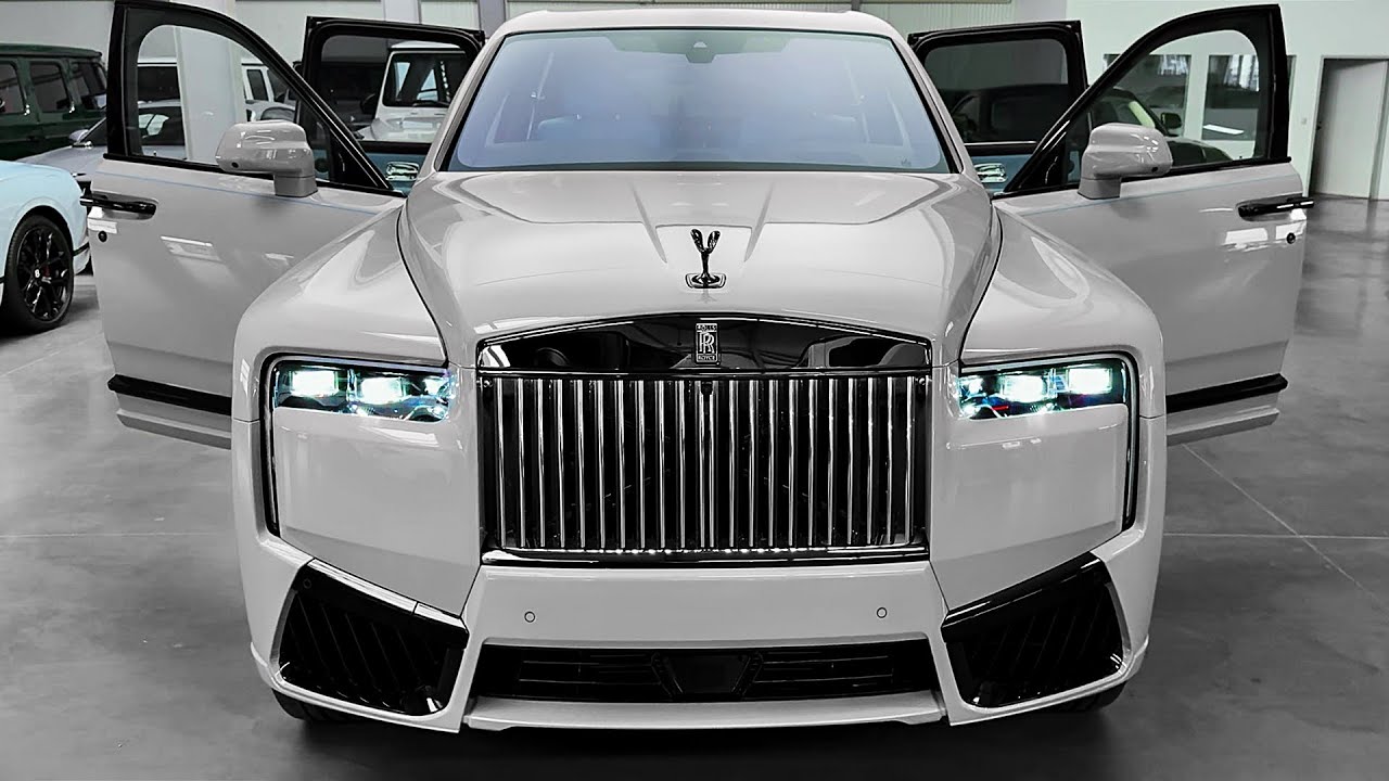 Rolls-Royce Cullinan (2025) - The Exceptional Ultra-Luxury Large SUV!