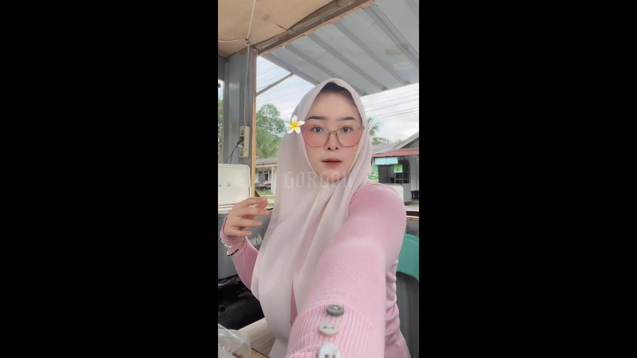 Dita makin seger jualan es live tiktok