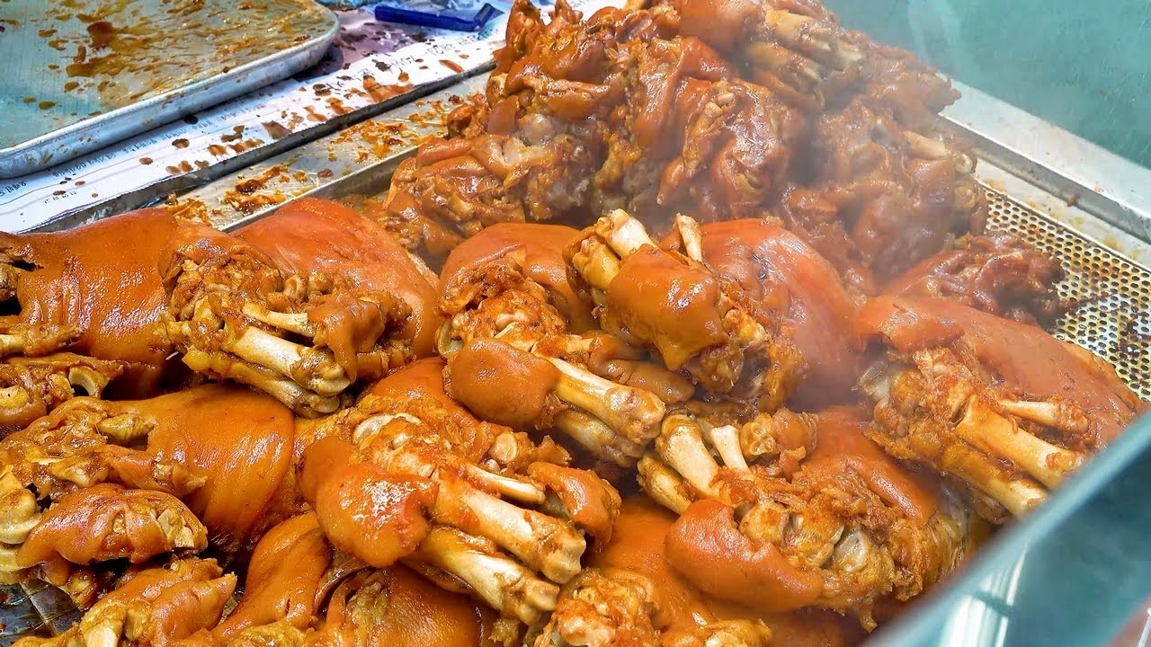 늦게 가면 다 팔리고 없는 구포시장에서 제일 맛있는 족발 맛집?신선한 국내산 생고기를 써서 더 쫄깃쫄깃하고 야들야들하고 부드러운 레전드 족발!부산 구포시장 김가네족발 Jokbal