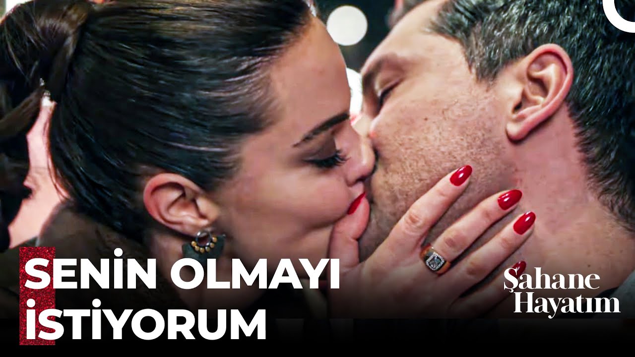 Şebnem, Mesut'un Dudaklarına Yapıştı - Şahane Hayatım 17. Bölüm