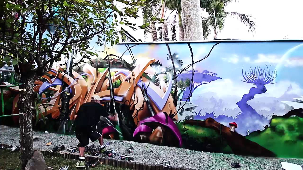 PDF Crew - Alice no País das Maravílhas