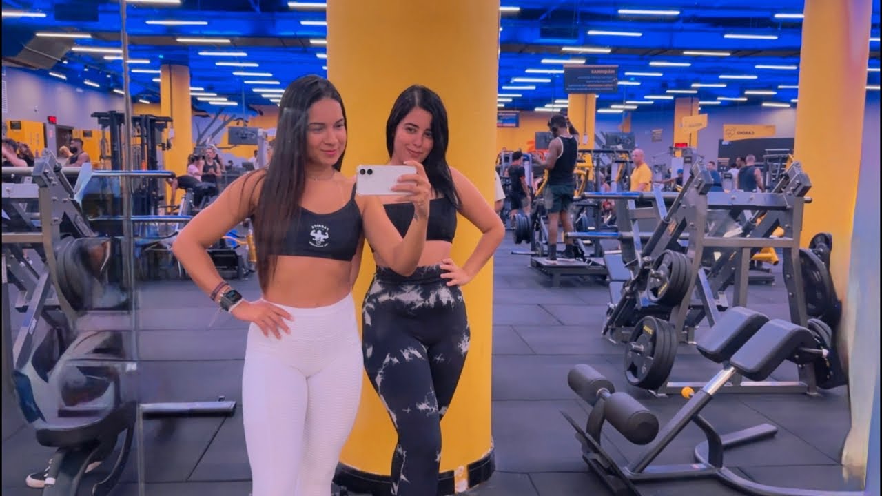 TREINÃO DA MADRUGADA COM A CINTIA 🏋🏻‍♀️ | Bruna Tuche está ao vivo!