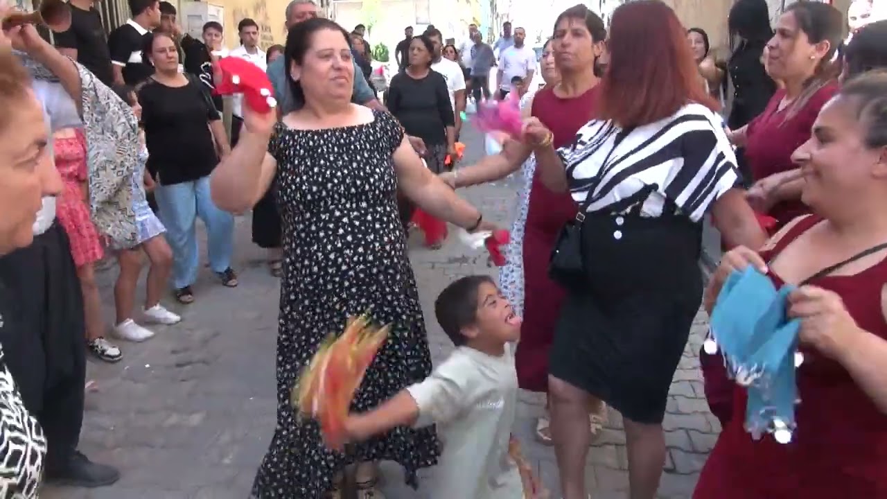 ceren ile caner cehiz,03,05,2025