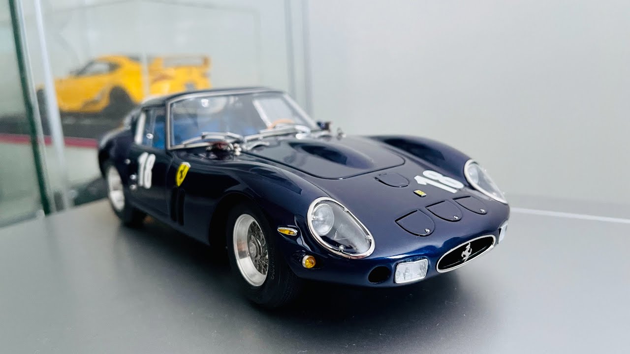 CMC Ferrari 250 GTO Laguna Seca Blue 1:18 Scale Monterey Historic Races (Unboxing)