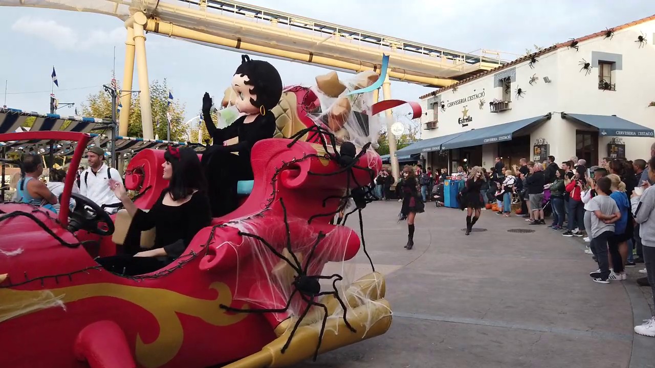 Full Halloween Parade, PortAventura Theme Park, Spain