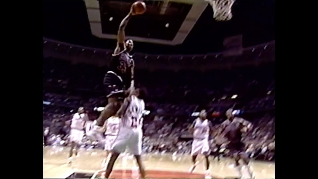 Bulls vs Clippers In Anaheim - December 2, 1995