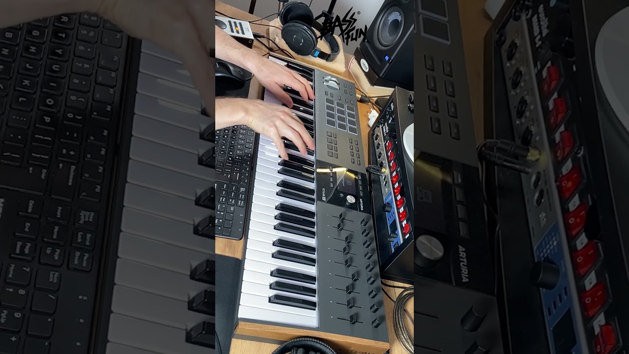 Euro Dance 90s Piano Energy #eurodance90s #shortsyoutube #bassfun