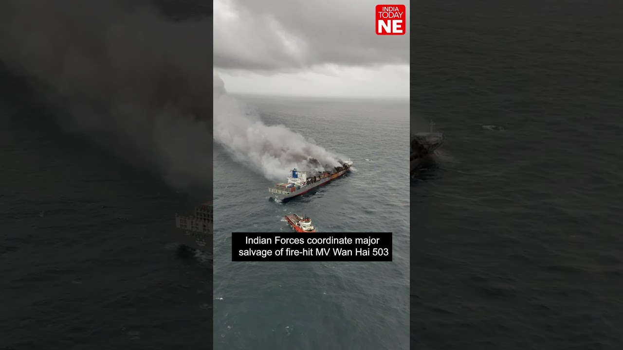 #kerala: Indian Forces coordinate major salvage of fire-hit MV Wan Hai 503