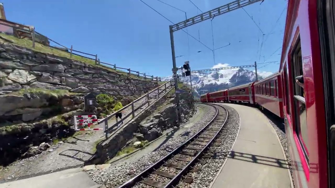 Trains - Alp Grüm Railway Station - Switzerland - Bernina Express - RhB