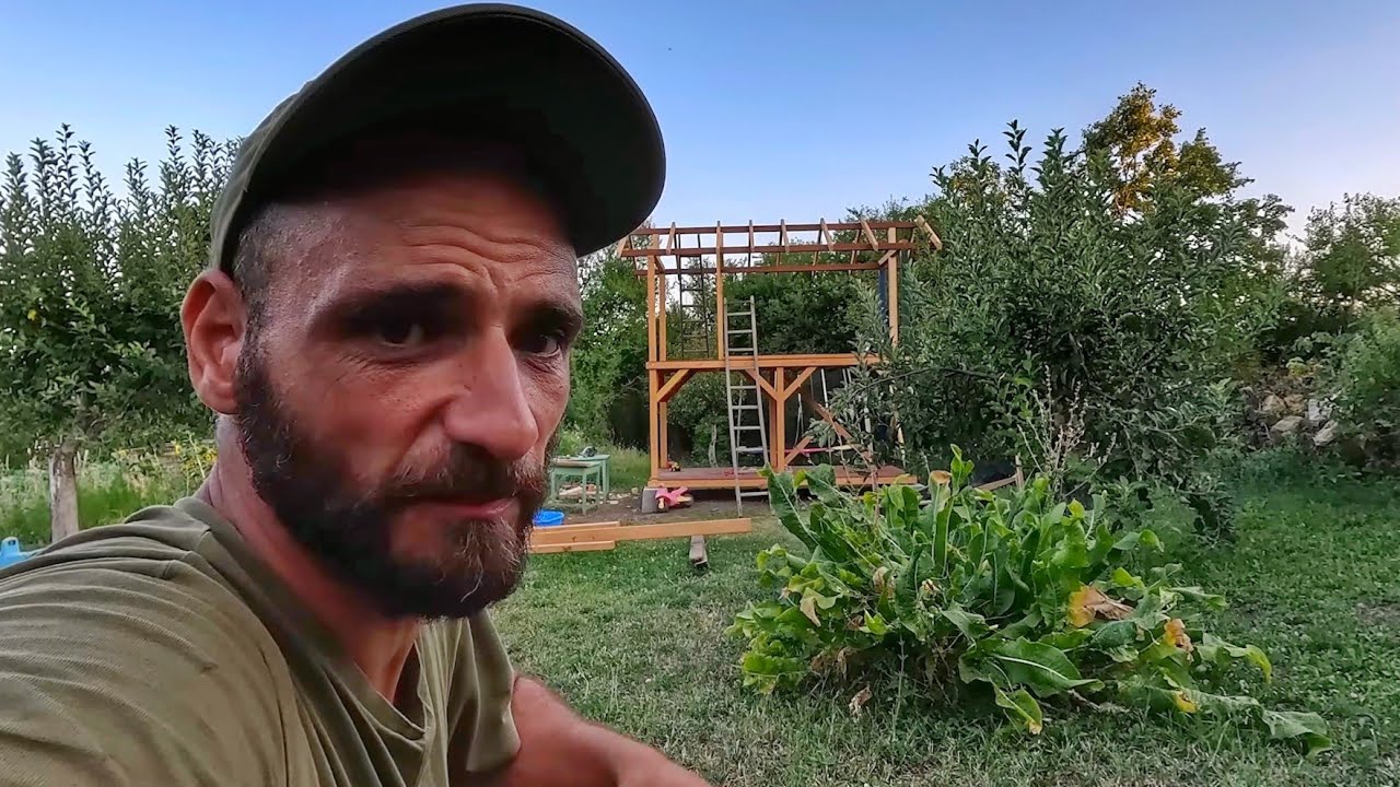Защо спряхме строежа и как градината ни процъфтява!
